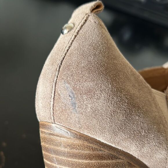 Marc Fisher LTD Dalar Tan Genuine Suede Leather Chelsea Bootie Pointed Toe Sz 6M - Picture 5 of 12